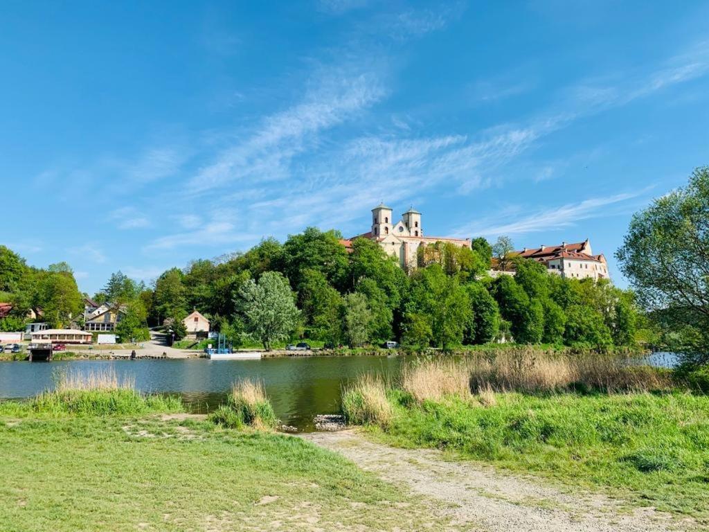 Pokoje W Starej Karczmie Liszki Exterior foto